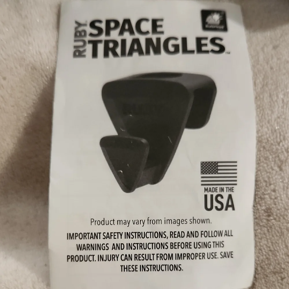 Space Triangles Closet Organizers - Black